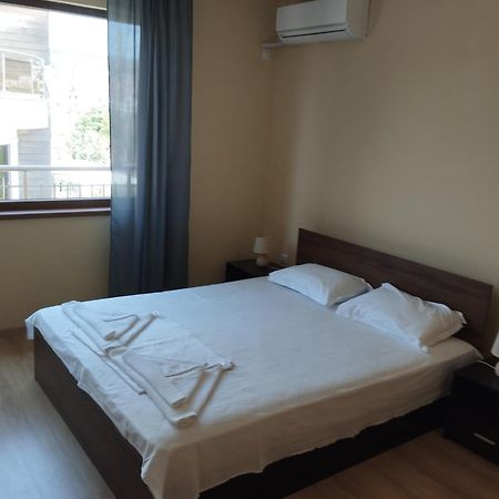 Alfa Guest Rooms With Parking Warna Zewnętrze zdjęcie