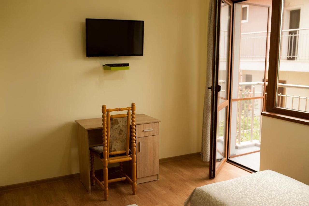 Alfa Guest Rooms With Parking Warna Zewnętrze zdjęcie