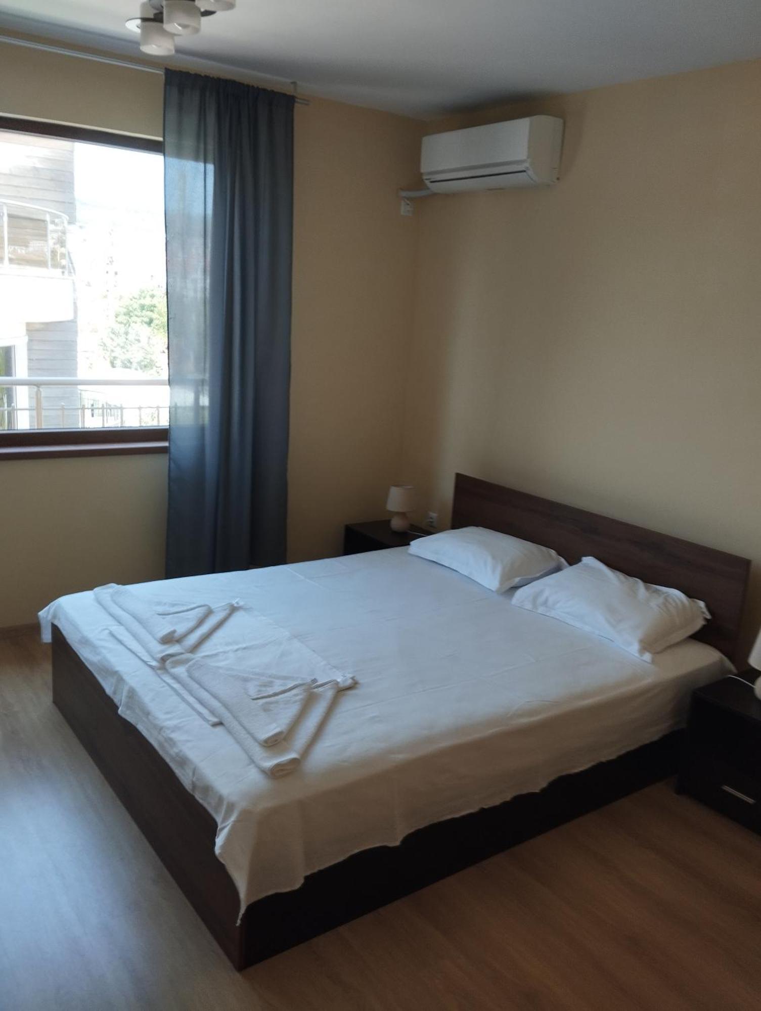 Alfa Guest Rooms With Parking Warna Zewnętrze zdjęcie