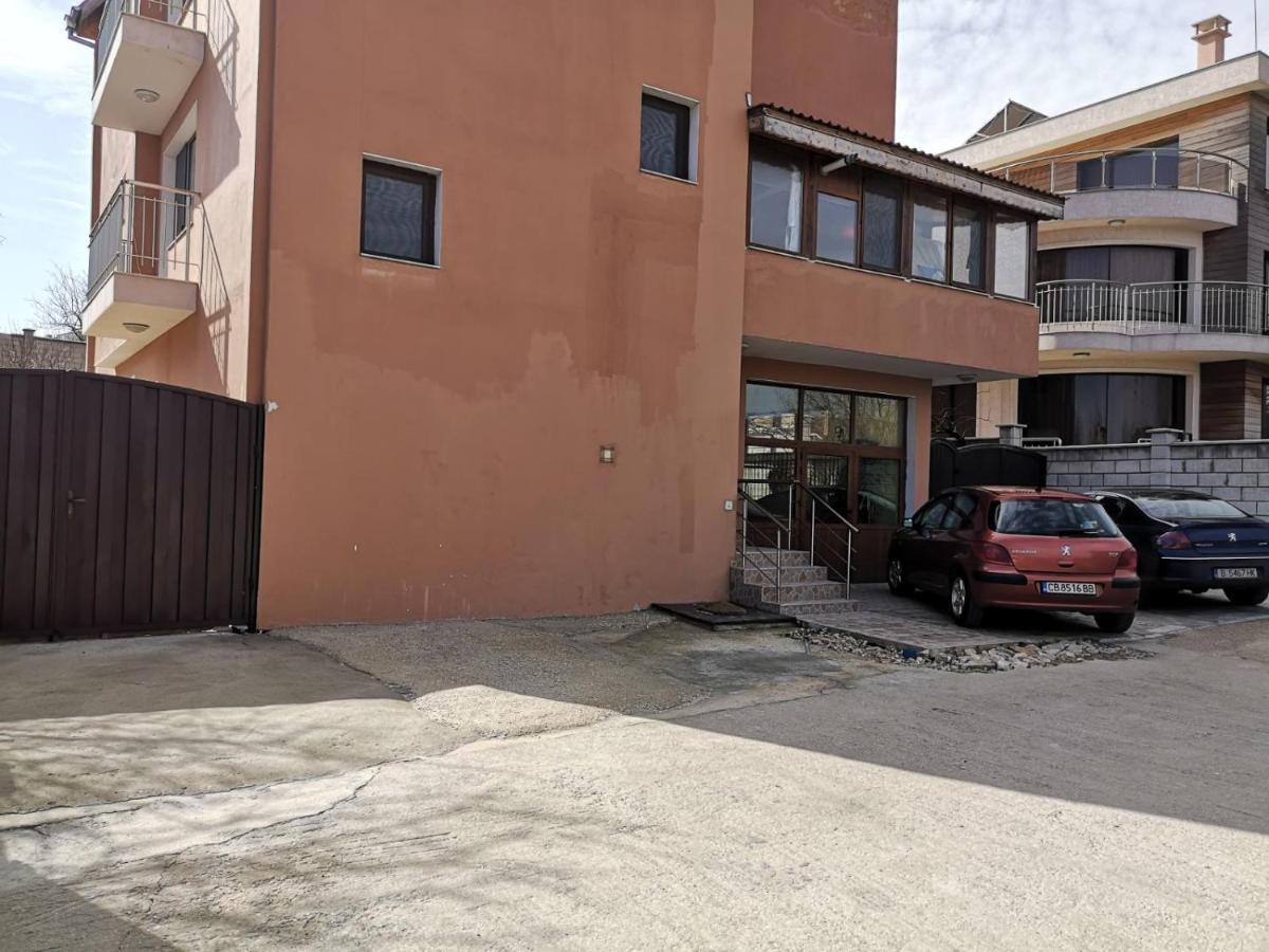 Alfa Guest Rooms With Parking Warna Zewnętrze zdjęcie
